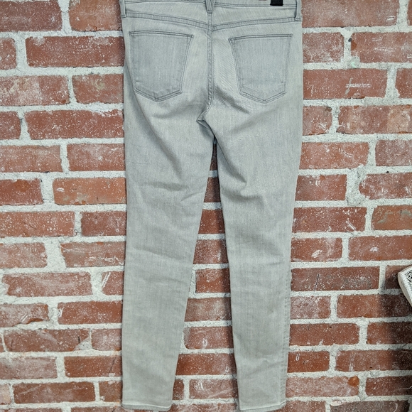 VINCE Riley skinny jeans, Robertson wash 26 - Picture 7 of 11